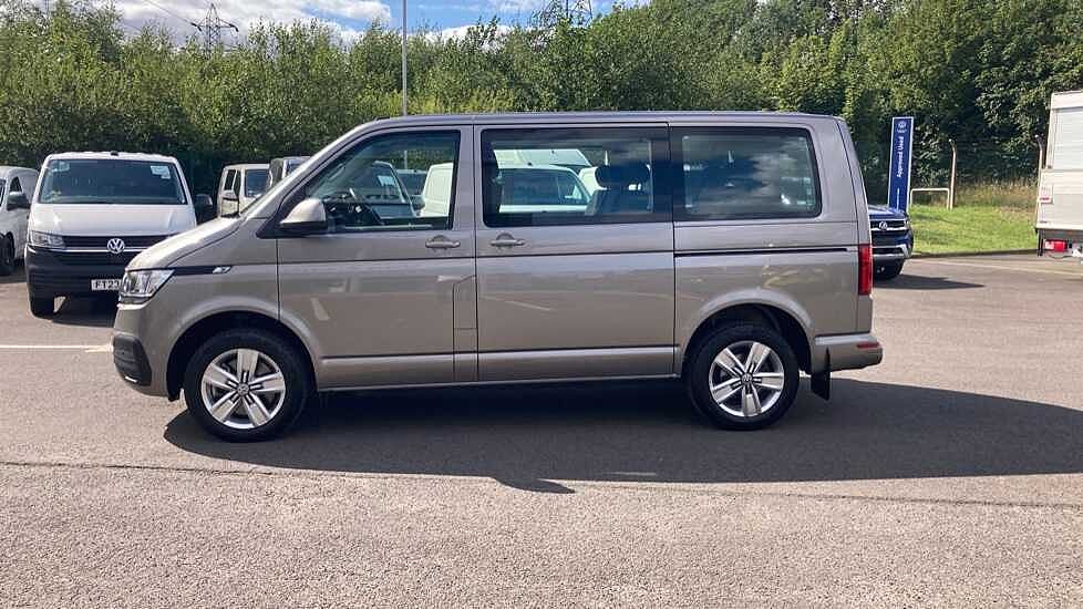 Volkswagen Transporter Shuttle Shuttle T32 2.0 SE TDI SWB 204PS DSG