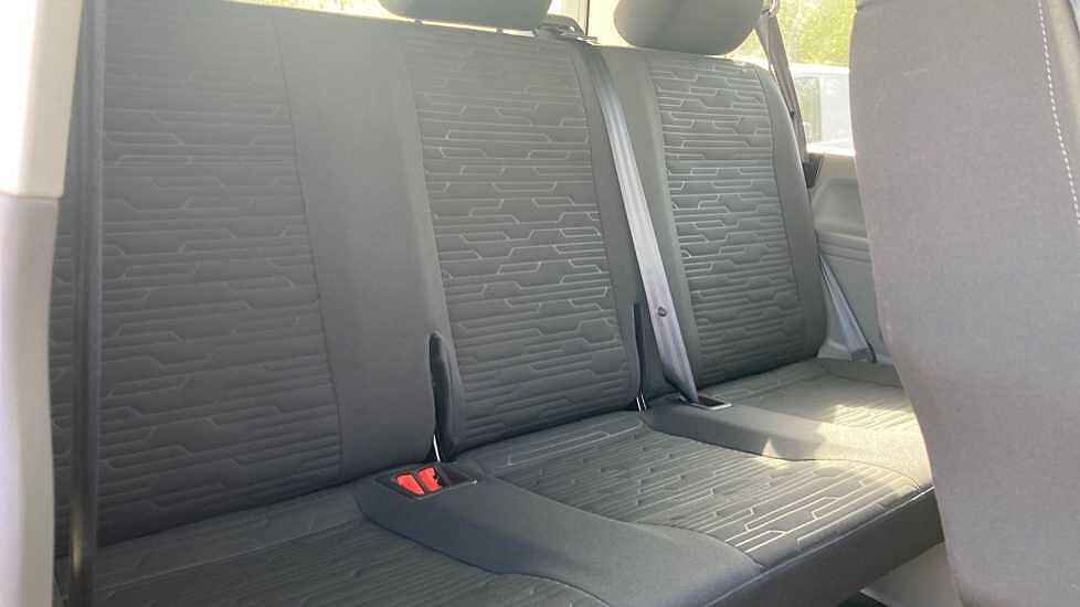 Volkswagen Transporter Shuttle Shuttle T32 2.0 SE TDI SWB 204PS DSG
