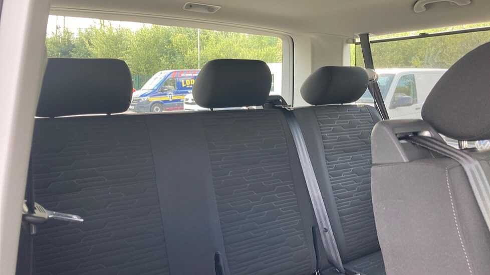 Volkswagen Transporter Shuttle Shuttle T32 2.0 SE TDI SWB 204PS DSG