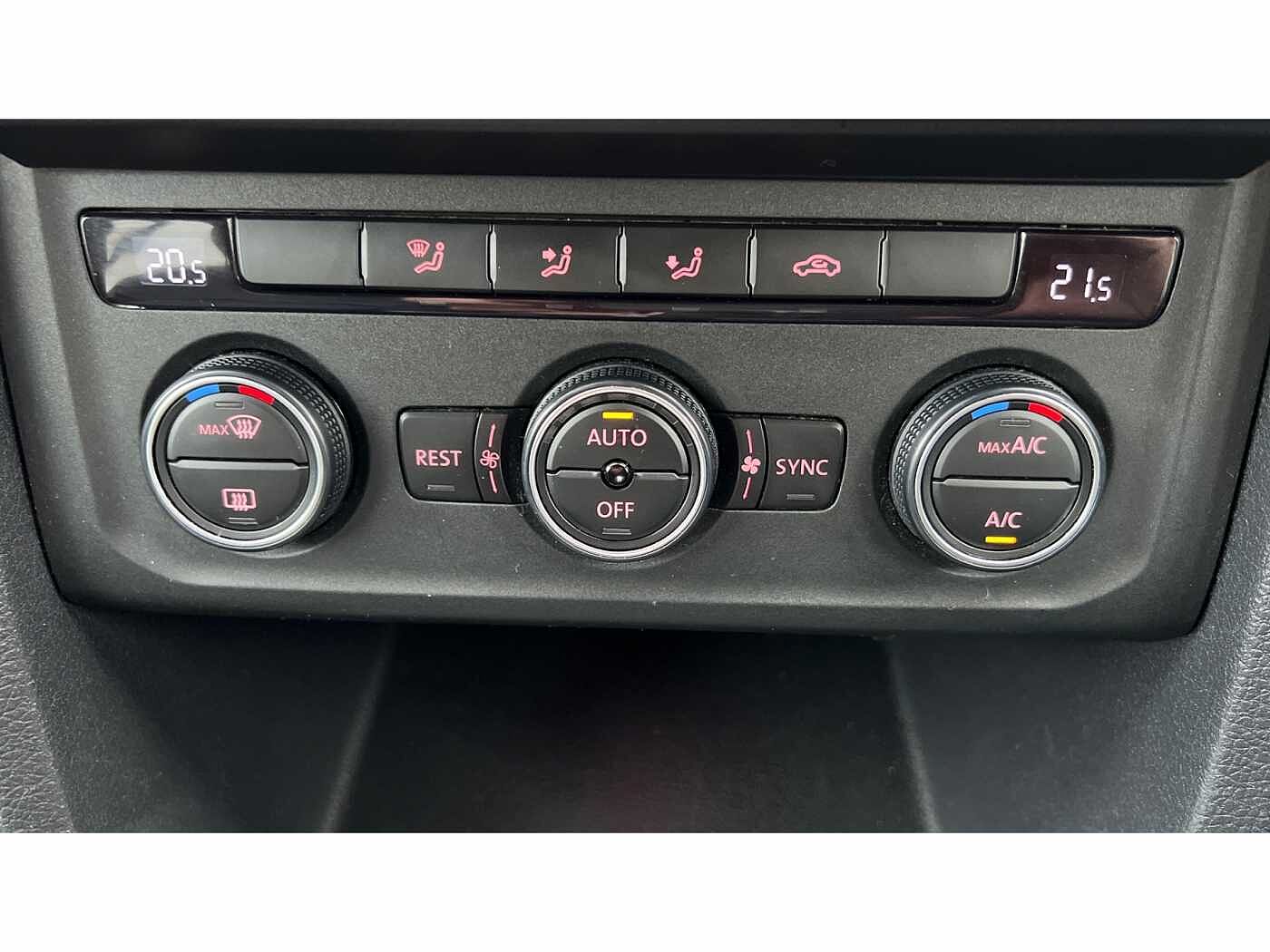 Volkswagen Amarok Volkswagen A33 Special Editio D/Cab Pick Up Aventura 3.0 V6 TDI 258 BMT 4M Auto