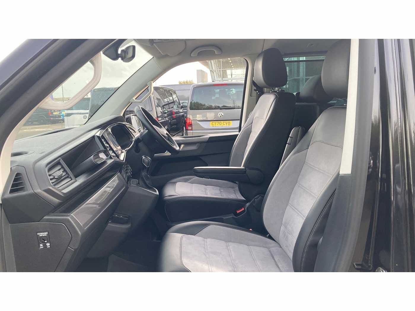 Volkswagen Caravelle 2.0 TDI Executive 150 5Dr DSG Estate