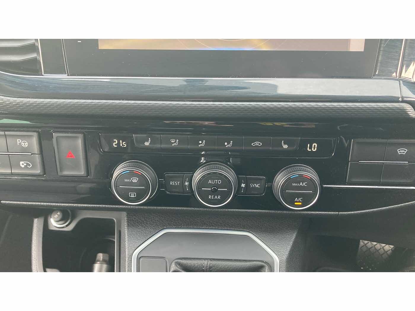 Volkswagen Caravelle 2.0 TDI Executive 150 5Dr DSG Estate