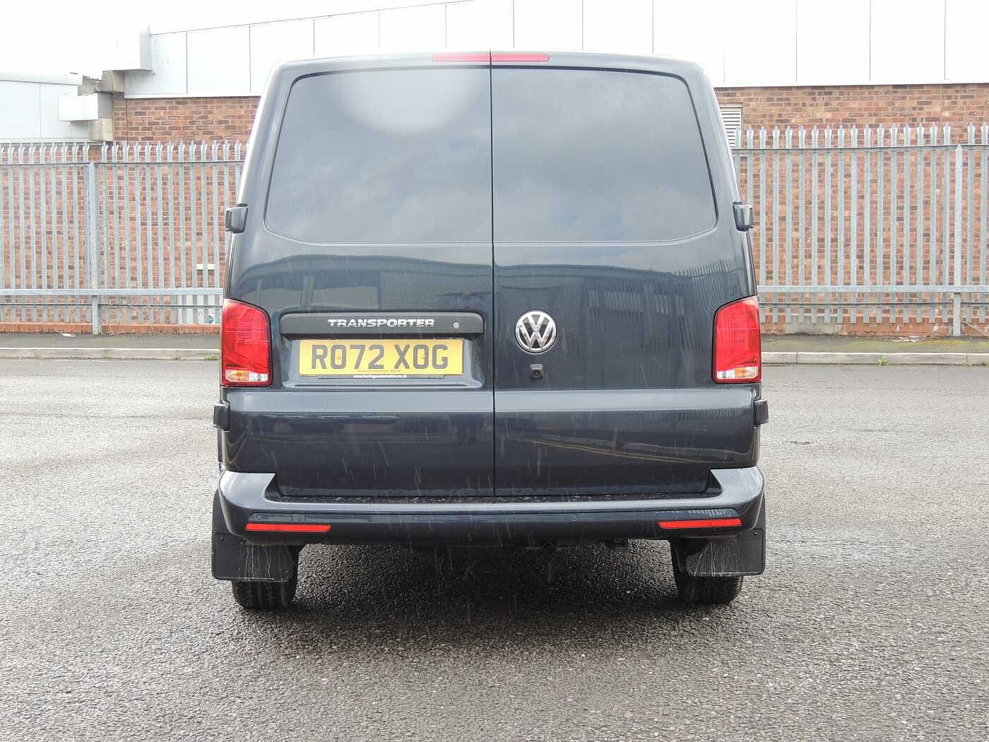 Volkswagen Transporter 2.0TDI 110ps T28 Highline BMT SWB PV +Enhanced £500 Deposit contribution+