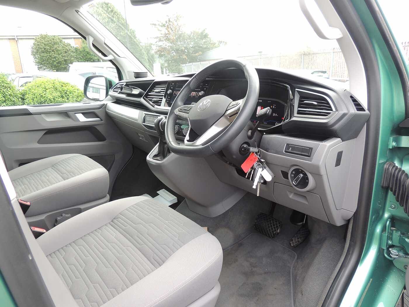 Volkswagen California Diesel Estate 2.0 TDI Ocean 4dr DSG +Enhanced £500 Deposit contribution+