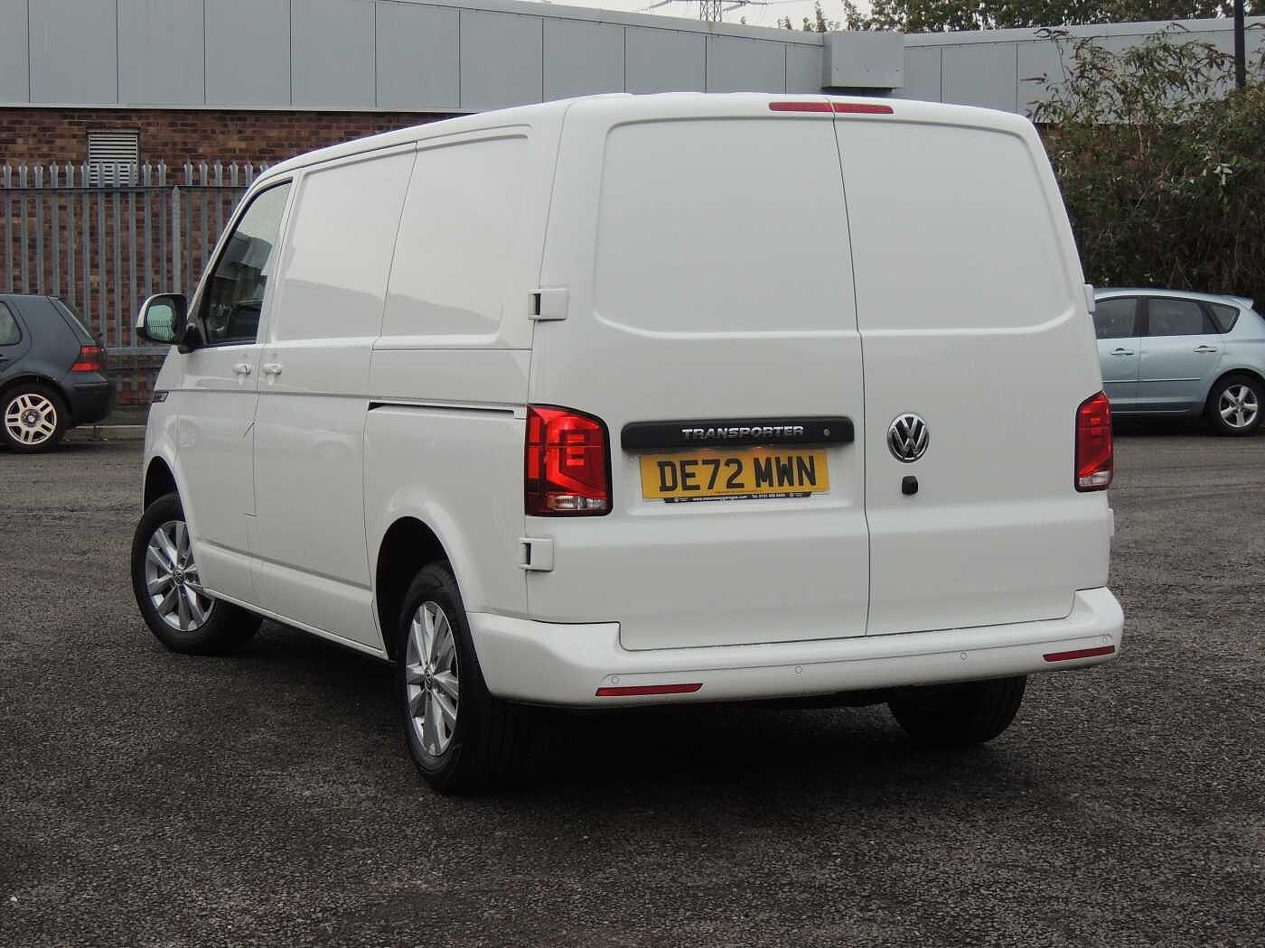 Volkswagen Transporter 2.0TDI 110ps T28 Highline BMT SWB PV +Enhanced £500 Deposit contribution+