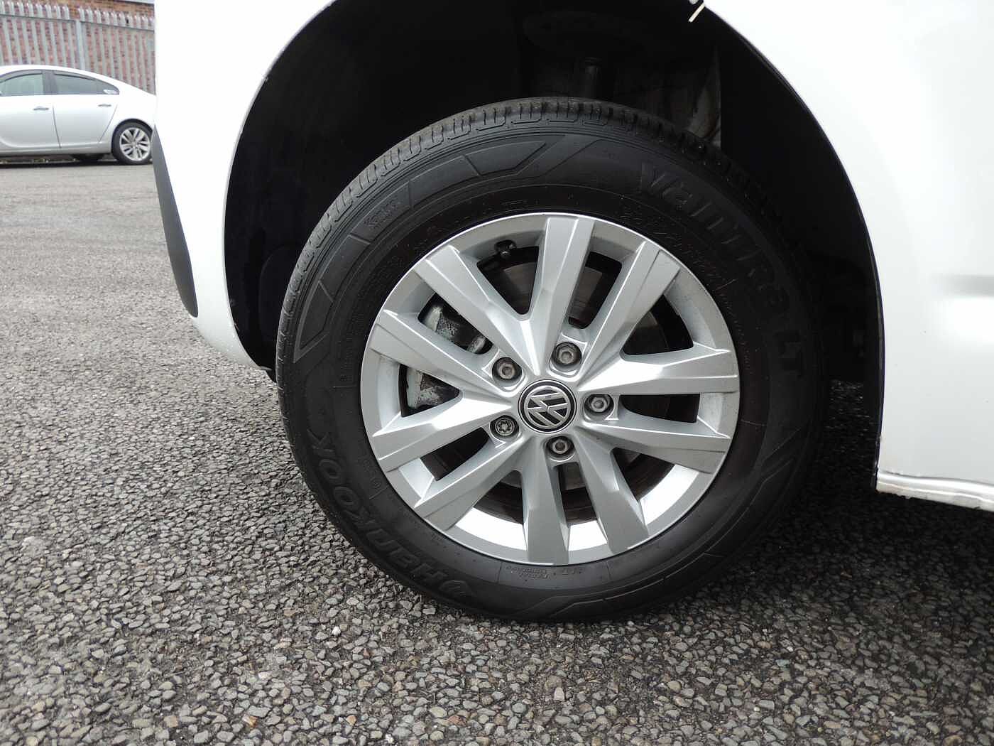 Volkswagen Transporter 2.0TDI 110ps T28 Highline BMT SWB PV +Enhanced £500 Deposit contribution+