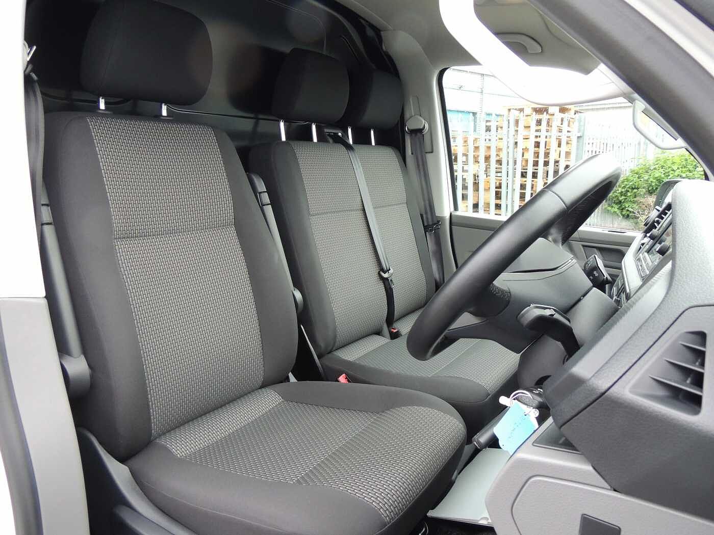Volkswagen Transporter 2.0TDI 110ps T28 Highline BMT SWB PV +Enhanced £500 Deposit contribution+