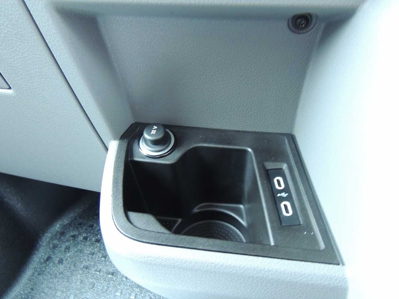 Volkswagen Transporter 2.0TDI 110ps T28 Highline BMT SWB PV +Enhanced £500 Deposit contribution+