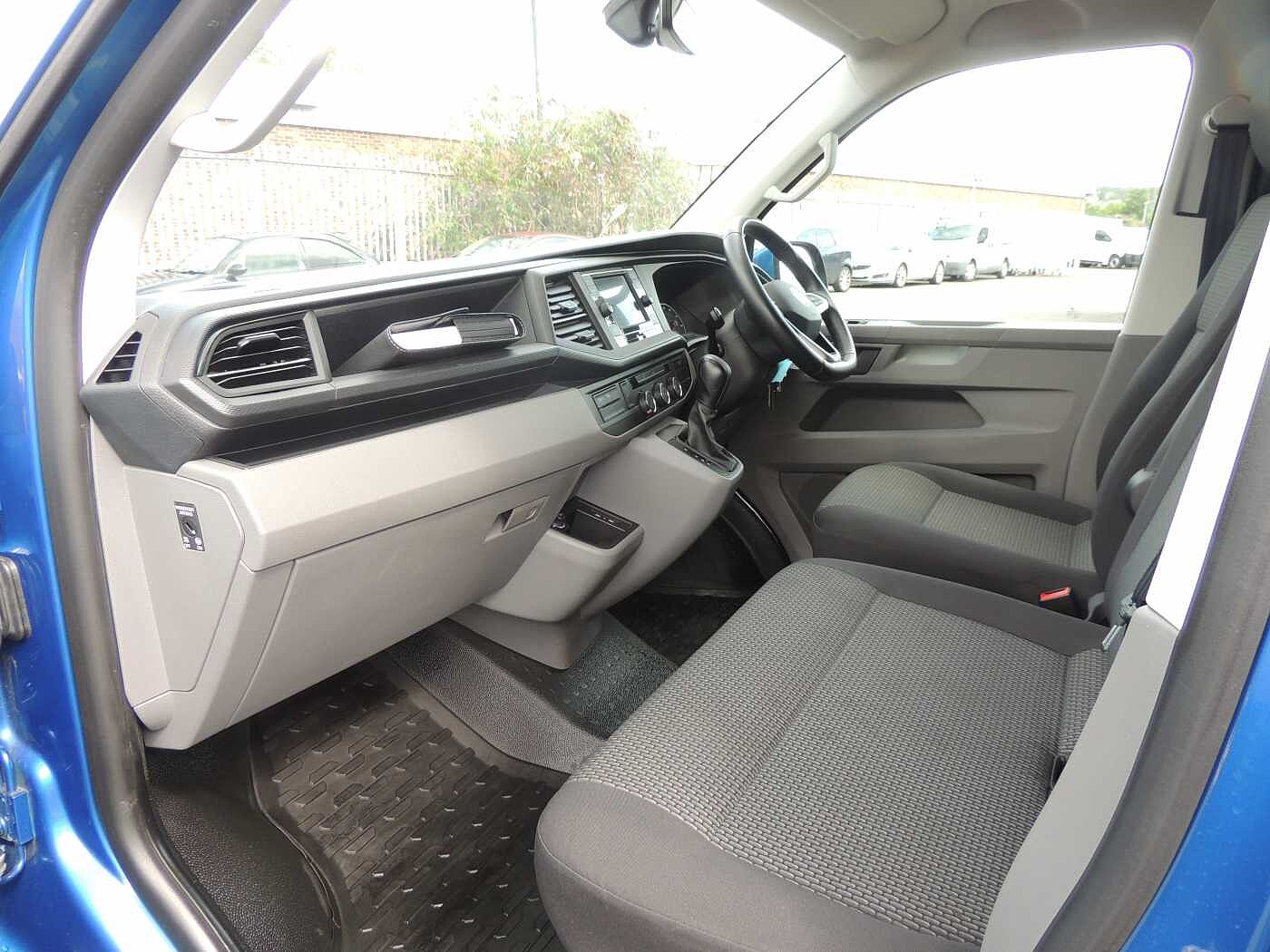 Volkswagen Transporter 2.0TDI (150PS)Eu6 T30 Highline SWB PV +Enhanced £500 Deposit contribution+