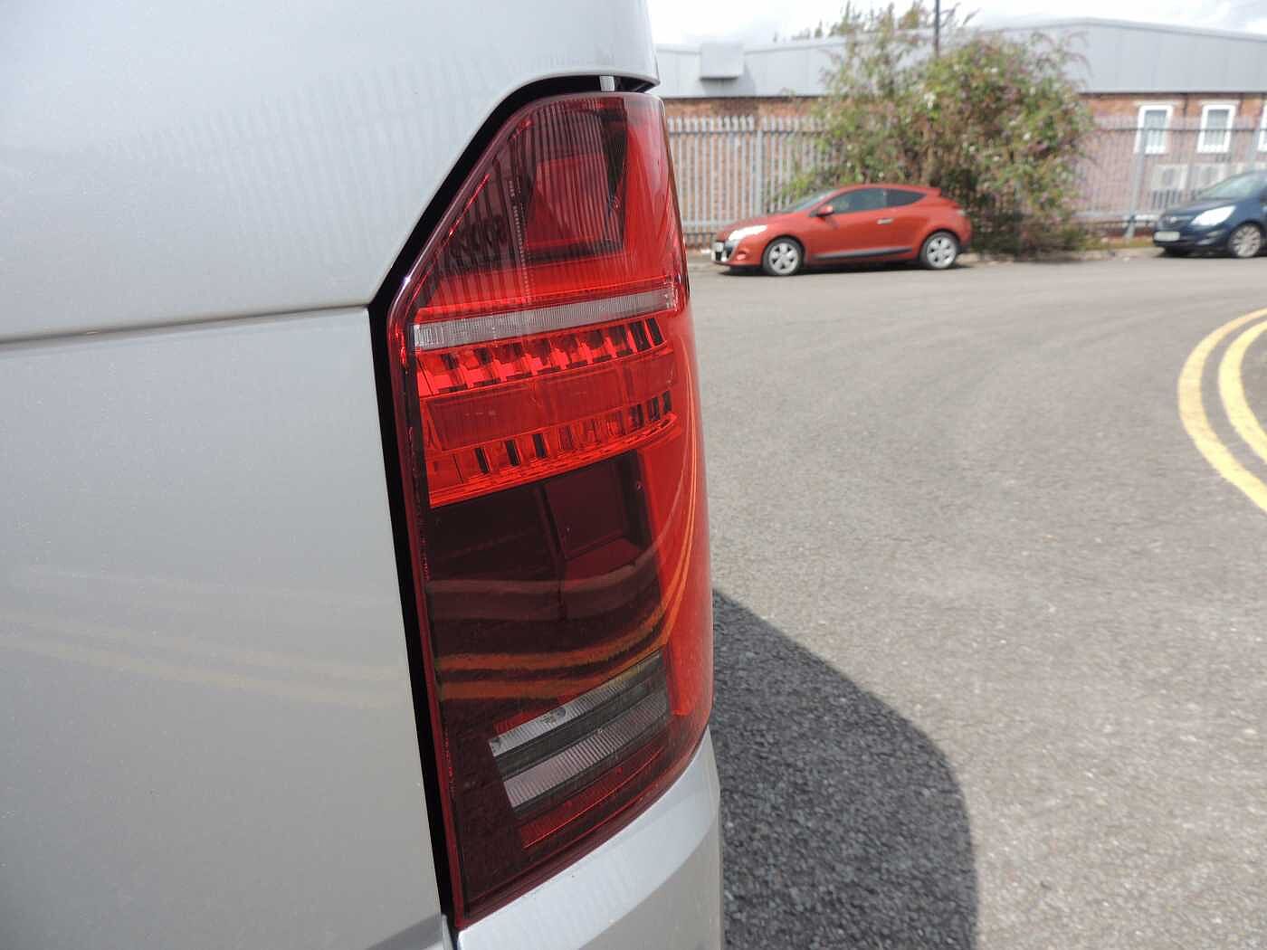 Volkswagen Transporter Kombi 2.0TDI 150 T30 Highline SWB +Enhanced £500 Deposit contribution+