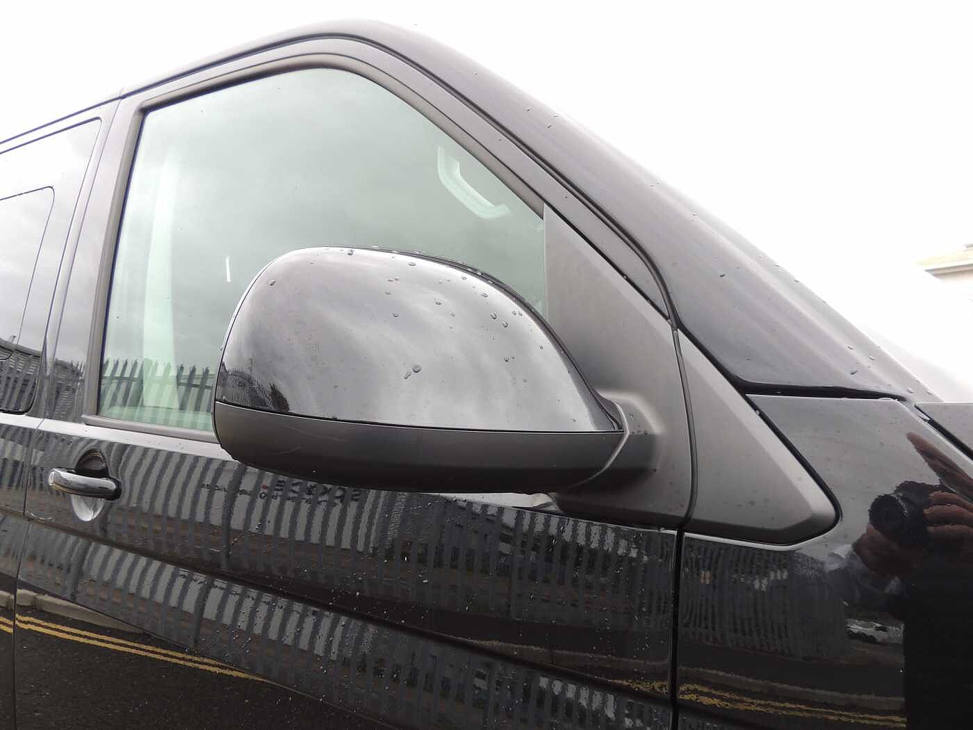 Volkswagen Transporter Kombi 2.0TDI T30 Highline SWB 110 ps Kombi Conversion + Enhanced £500 DC +++