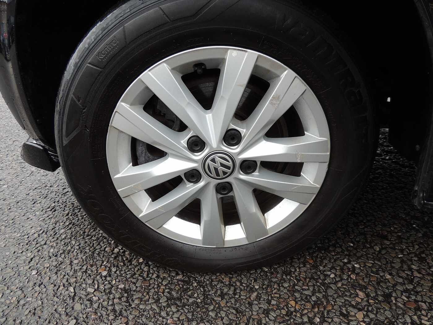 Volkswagen Transporter Kombi 2.0TDI T30 Highline SWB 110 ps Kombi Conversion + Enhanced £500 DC +++