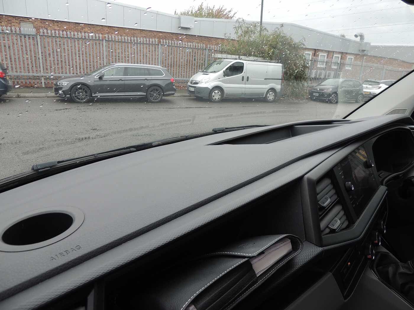 Volkswagen Transporter Kombi 2.0TDI T30 Highline SWB 110 ps Kombi Conversion + Enhanced £500 DC +++