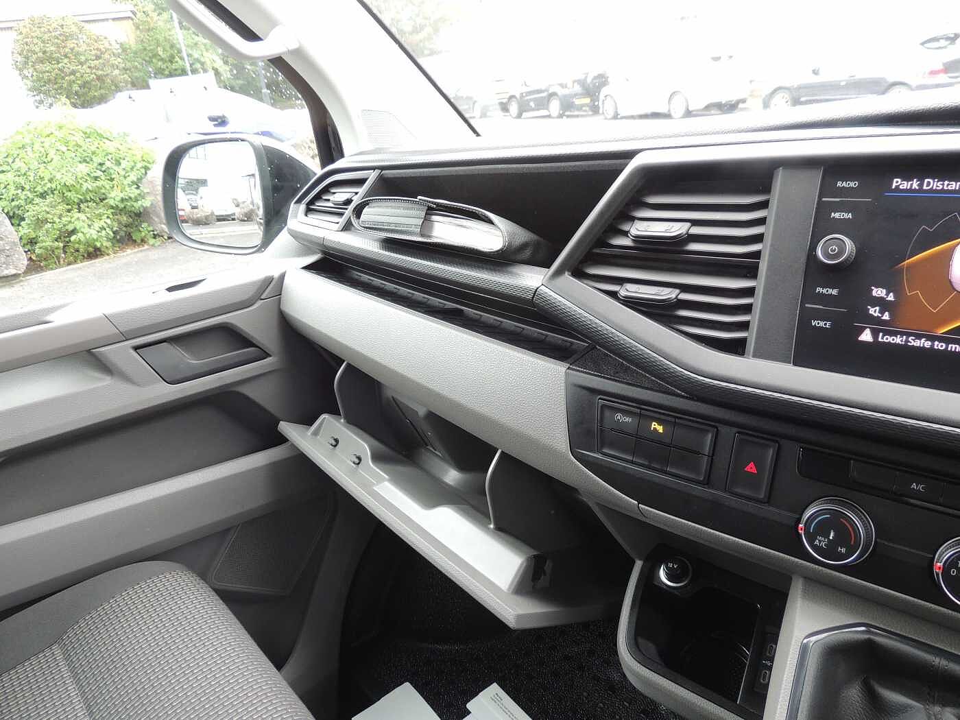 Volkswagen Transporter Kombi 2.0TDI T30 Highline SWB 110 ps Kombi Conversion + Enhanced £500 DC +++