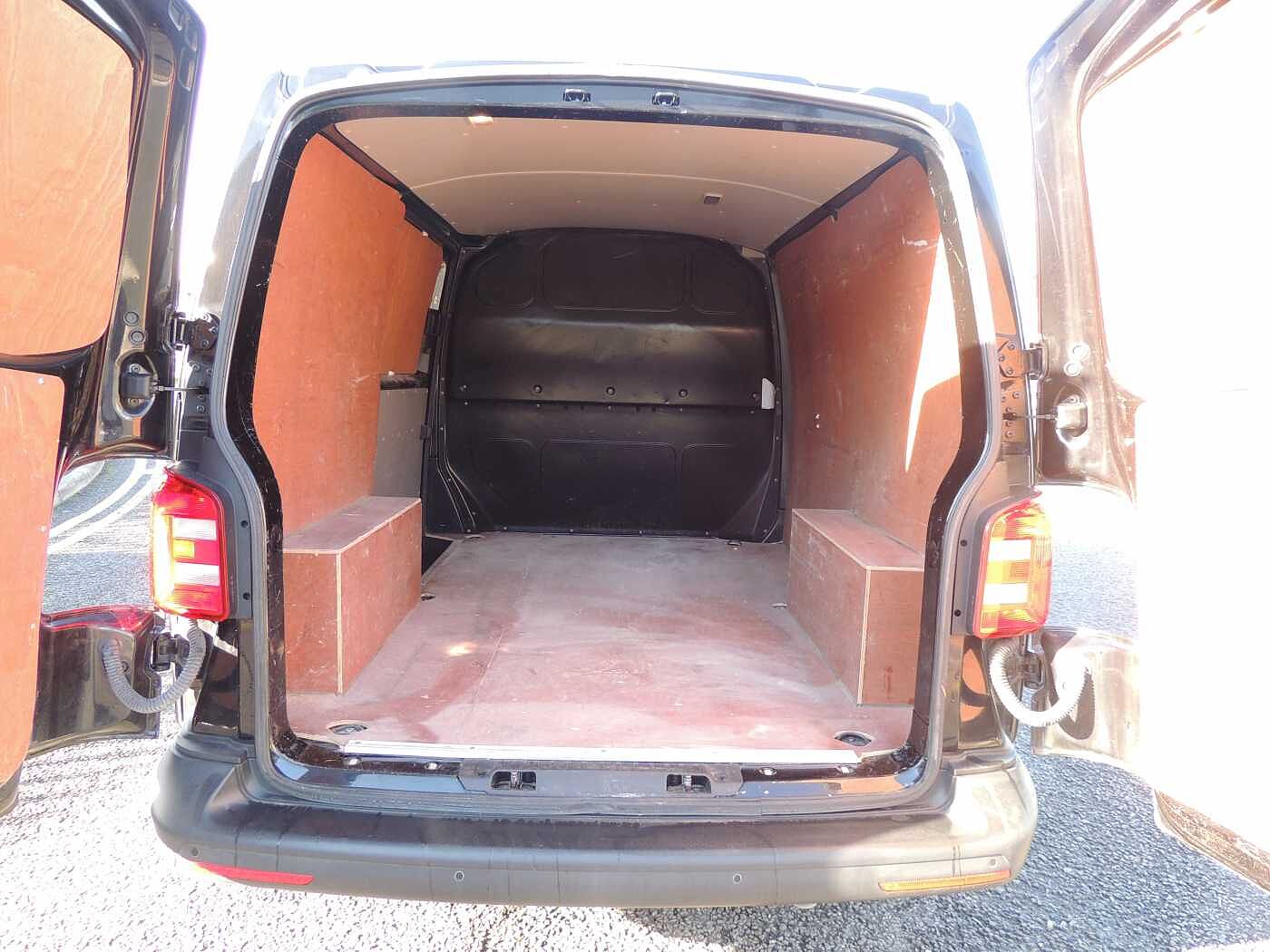 Volkswagen Transporter T28 Swb Diesel 2.0 TDI BMT 102 Startline Van Euro 6 + Enhanced £500 Deposit Contribution+++