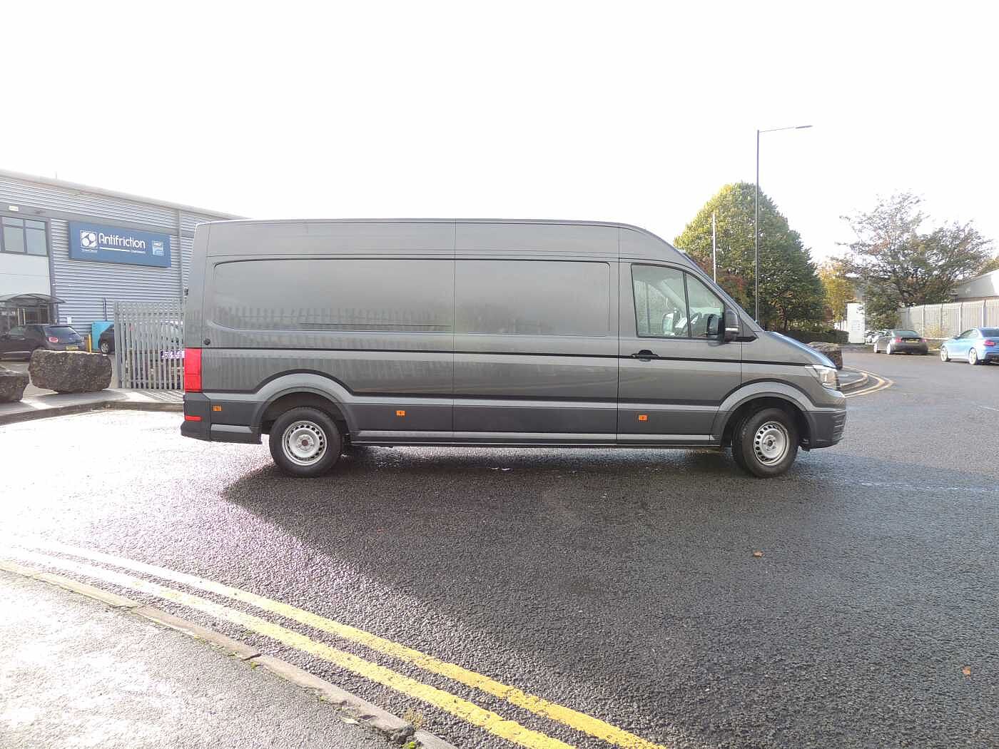 Volkswagen Crafter CR35 LWB 140ps + Business Pack Air Con + Enhanced £500 Deposit Contribution+++