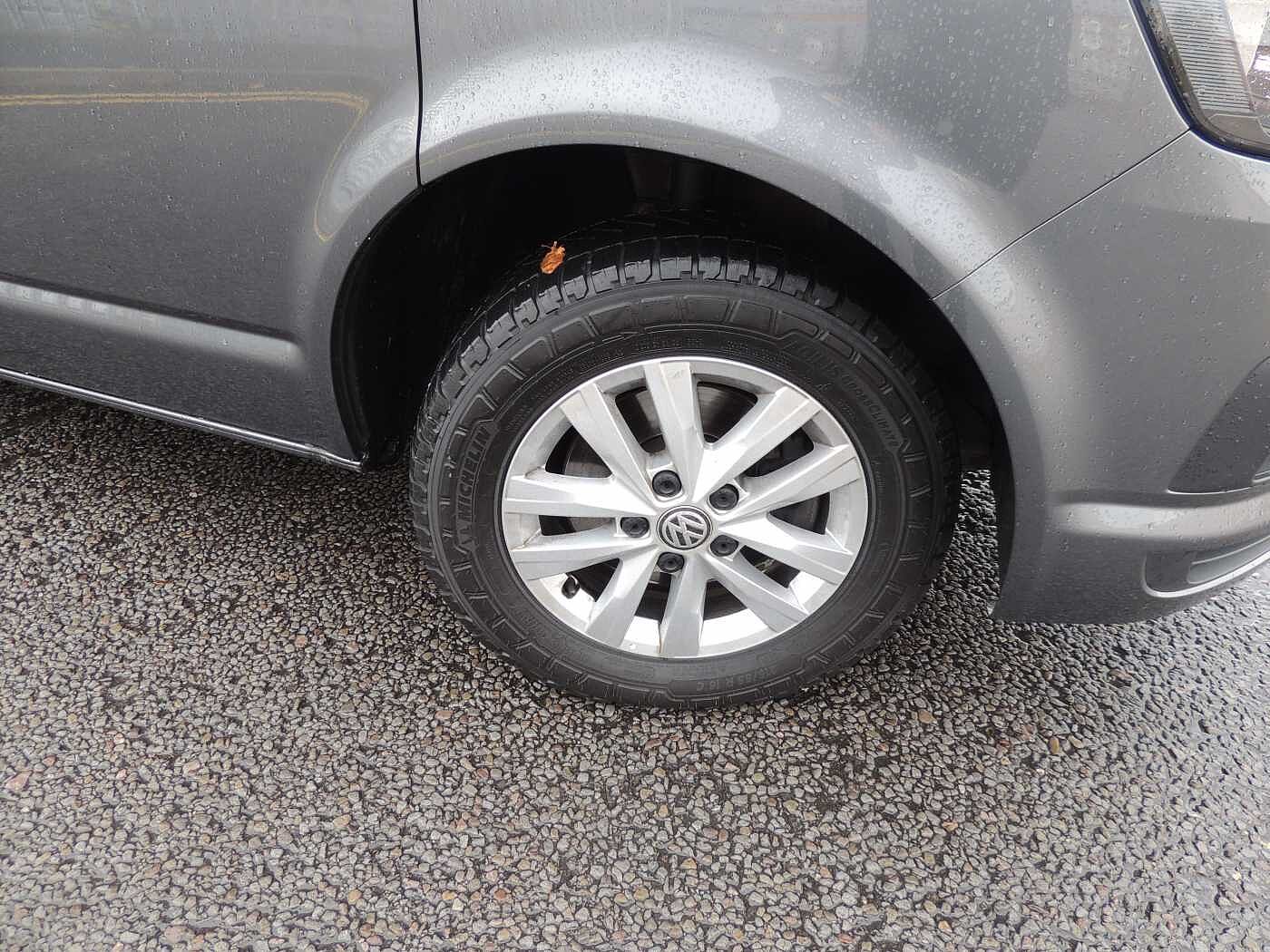 Volkswagen California Diesel Estate 2.0 TDI Beach 150 5dr DSG +Enhanced £500 Deposit contribution+