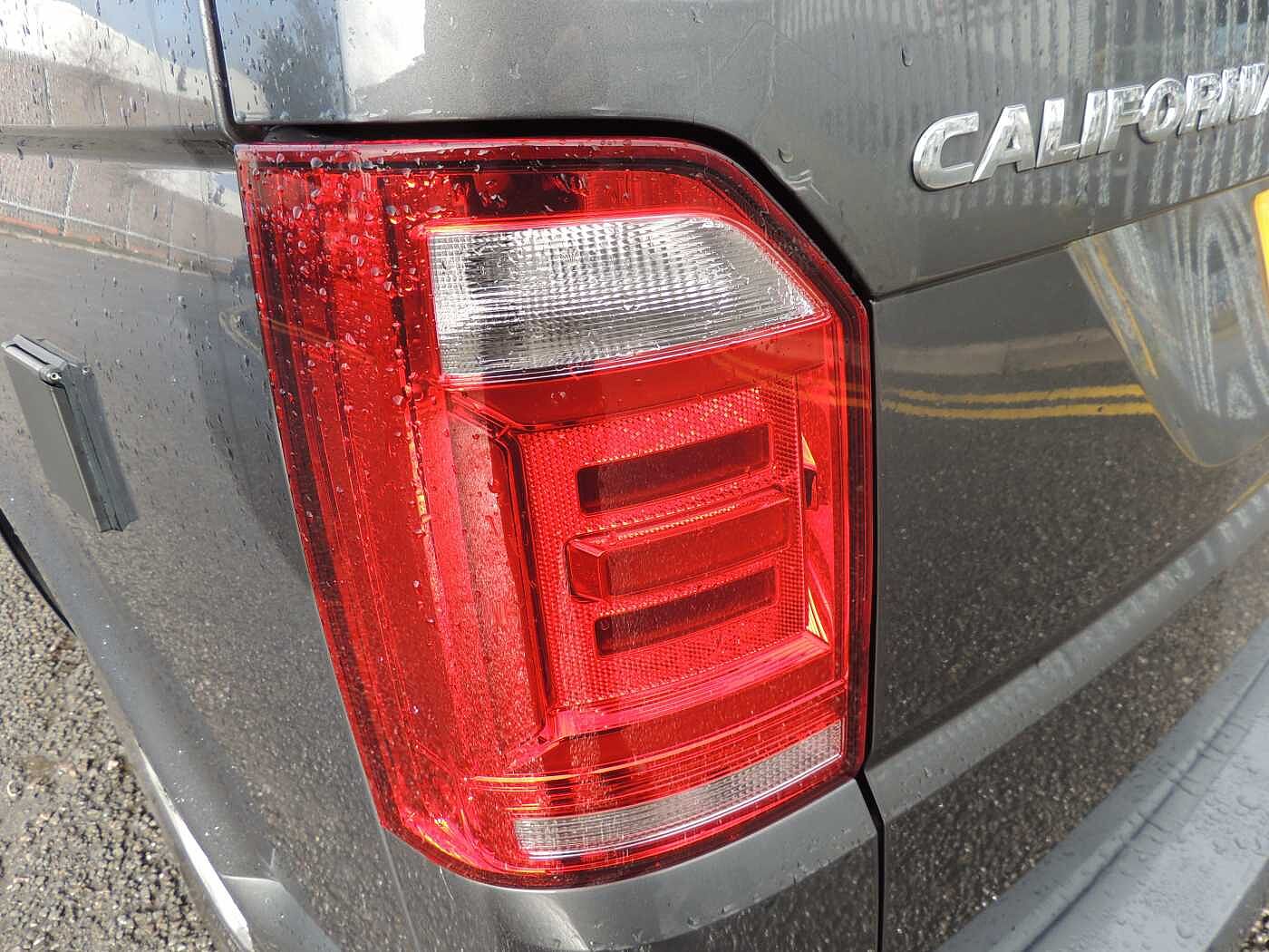 Volkswagen California Diesel Estate 2.0 TDI Beach 150 5dr DSG +Enhanced £500 Deposit contribution+