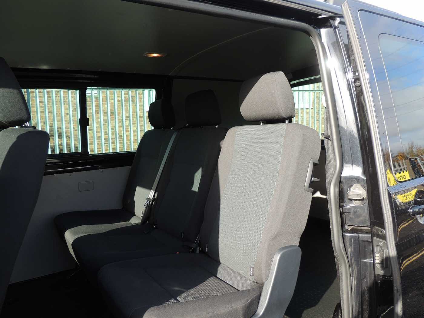 Volkswagen Transporter Kombi 2.0TDI 150 T32 Highline BMT SWB + Enhanced £500 Deposit Contribution+++