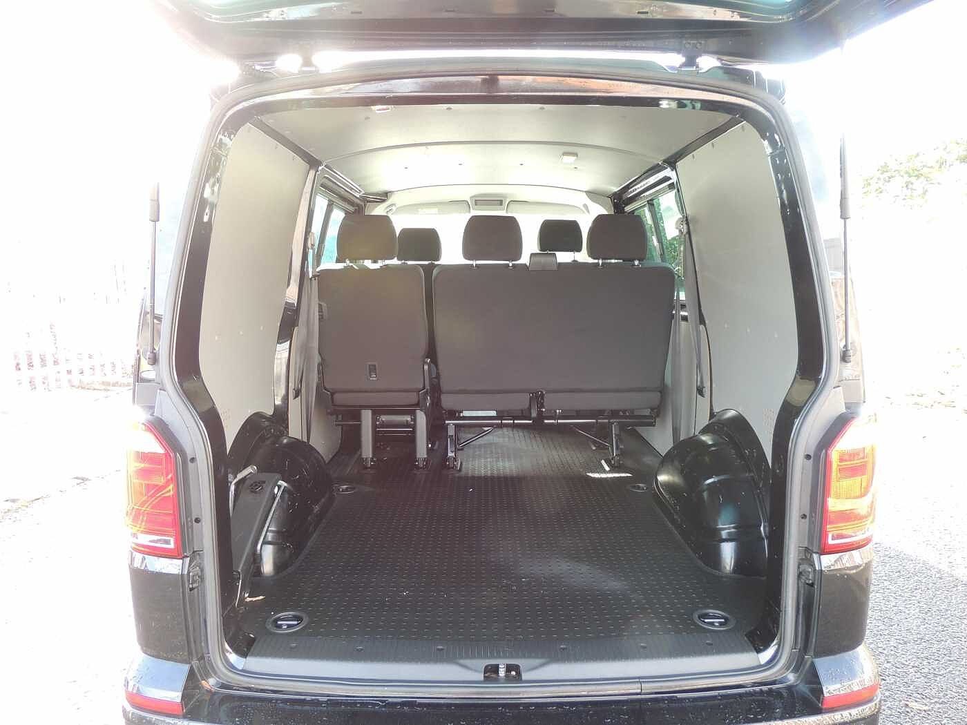 Volkswagen Transporter Kombi 2.0TDI 150 T32 Highline BMT SWB + Enhanced £500 Deposit Contribution+++