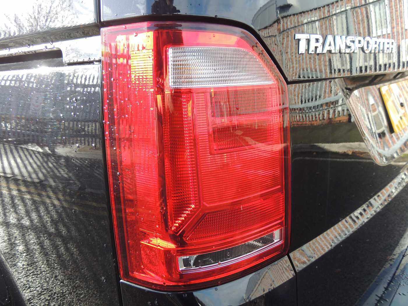 Volkswagen Transporter Kombi 2.0TDI 150 T32 Highline BMT SWB + Enhanced £500 Deposit Contribution+++