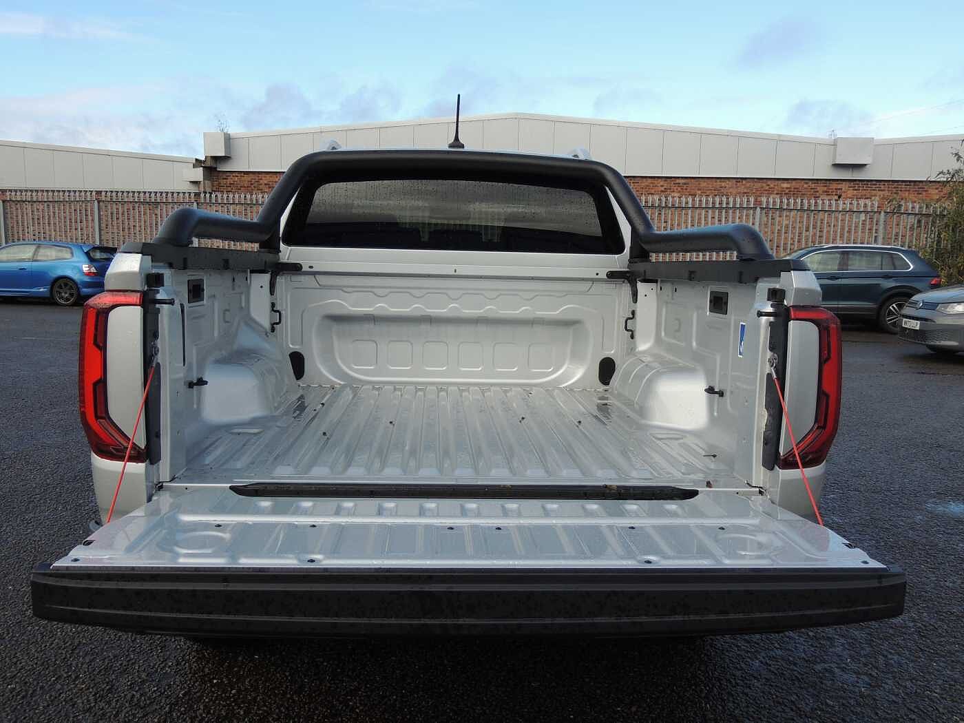 Volkswagen Amarok Diesel D/Cab Pick Up PanAmericana 3.0 V6 TDI 240 4M Auto