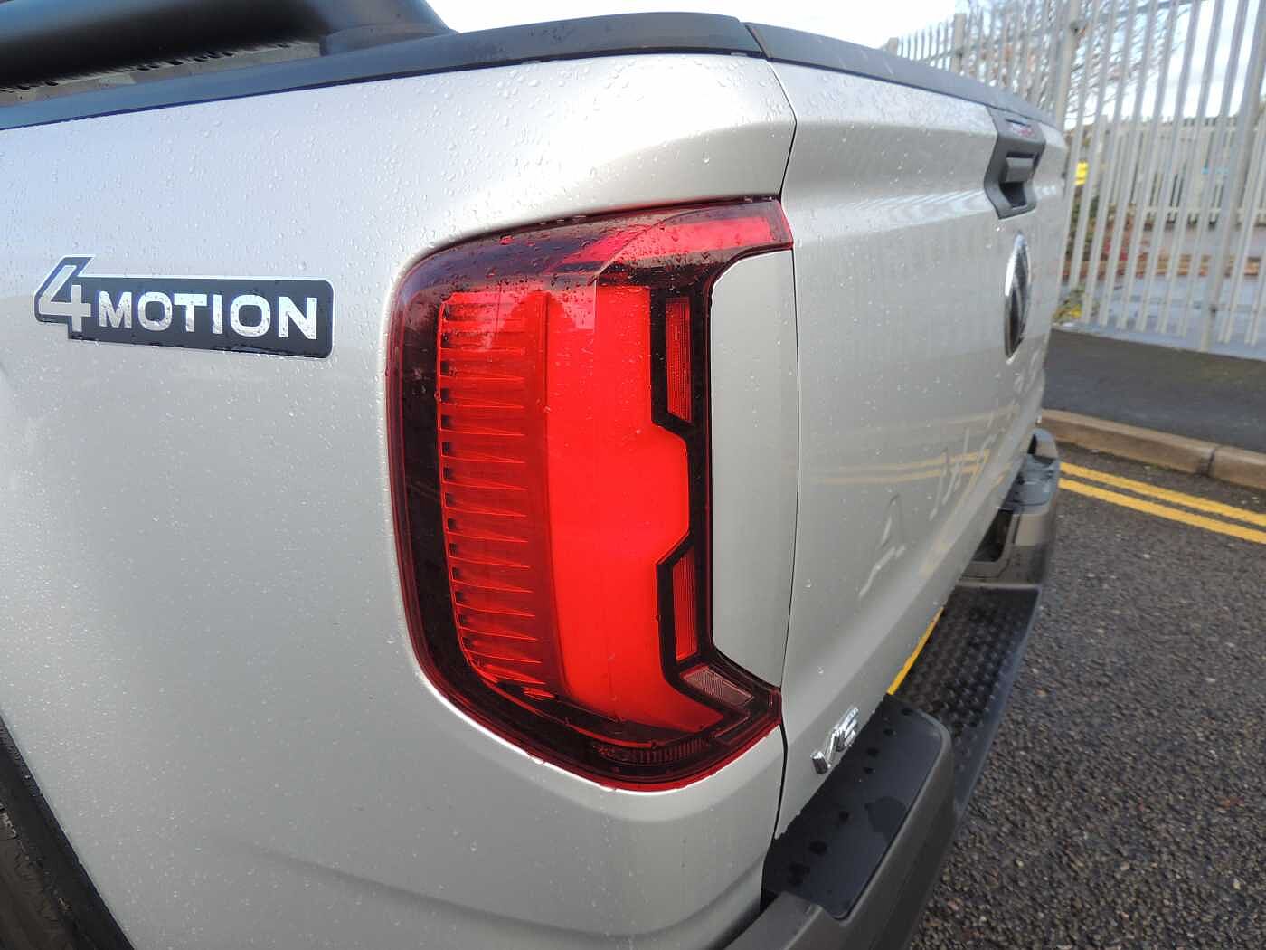 Volkswagen Amarok Diesel D/Cab Pick Up PanAmericana 3.0 V6 TDI 240 4M Auto