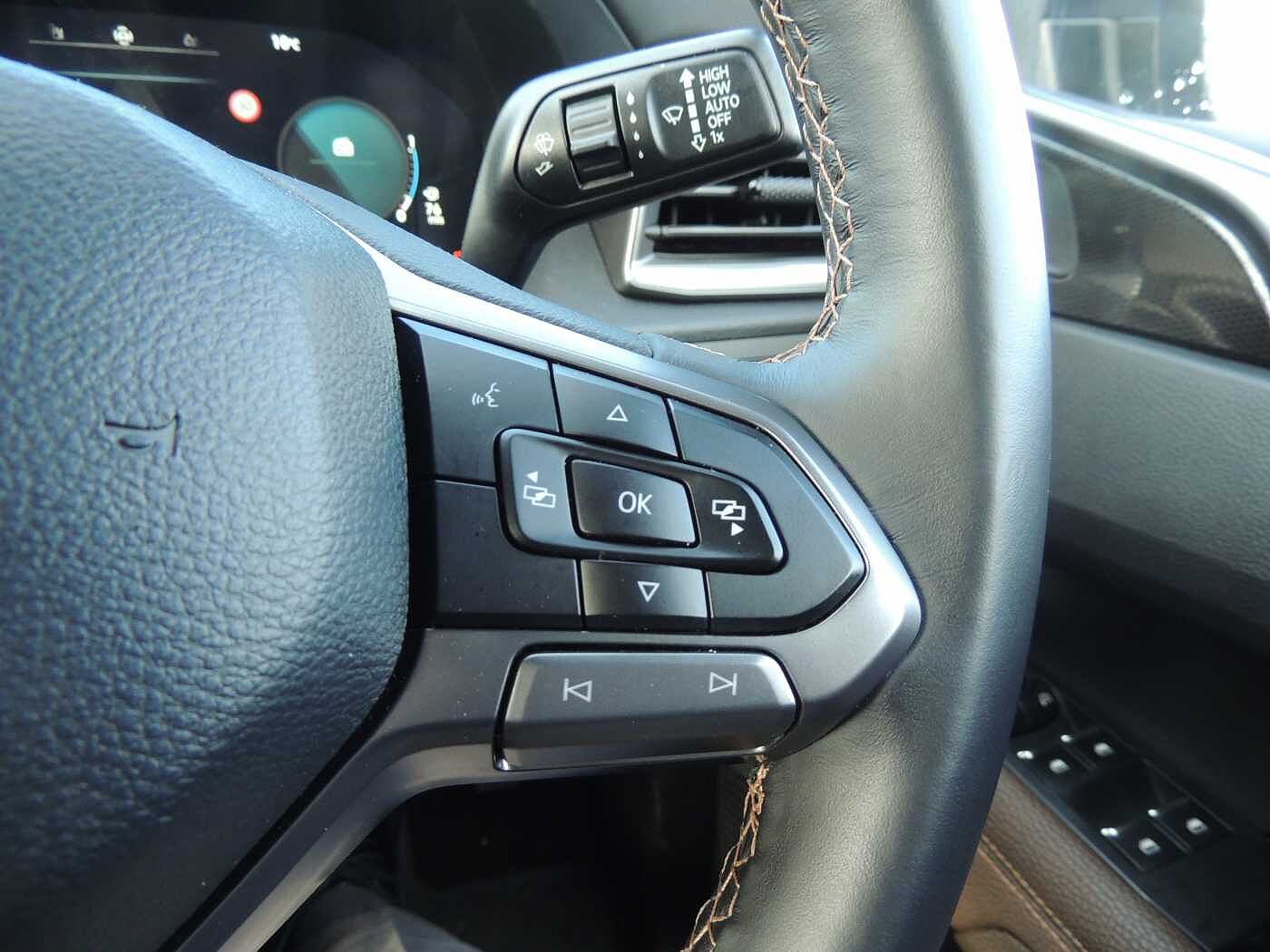 Volkswagen Amarok Diesel D/Cab Pick Up PanAmericana 3.0 V6 TDI 240 4M Auto