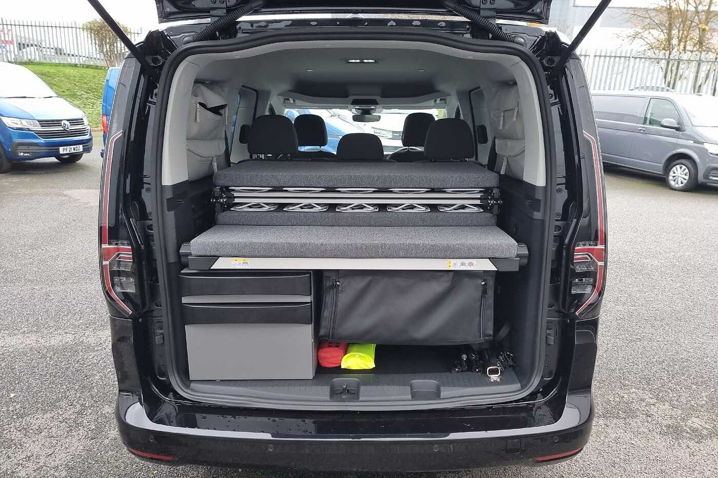 Volkswagen Caddy California Diesel Estate 2.0 TDI 122 5dr DSG