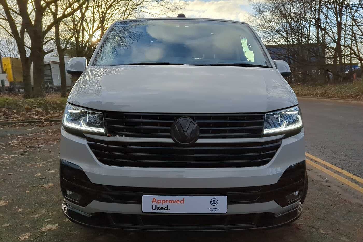 Volkswagen Transporter T32 Swb Diesel 2.0 TDI 150 Highline Kombi Van 4MOTION **DAY VAN** NO VAT