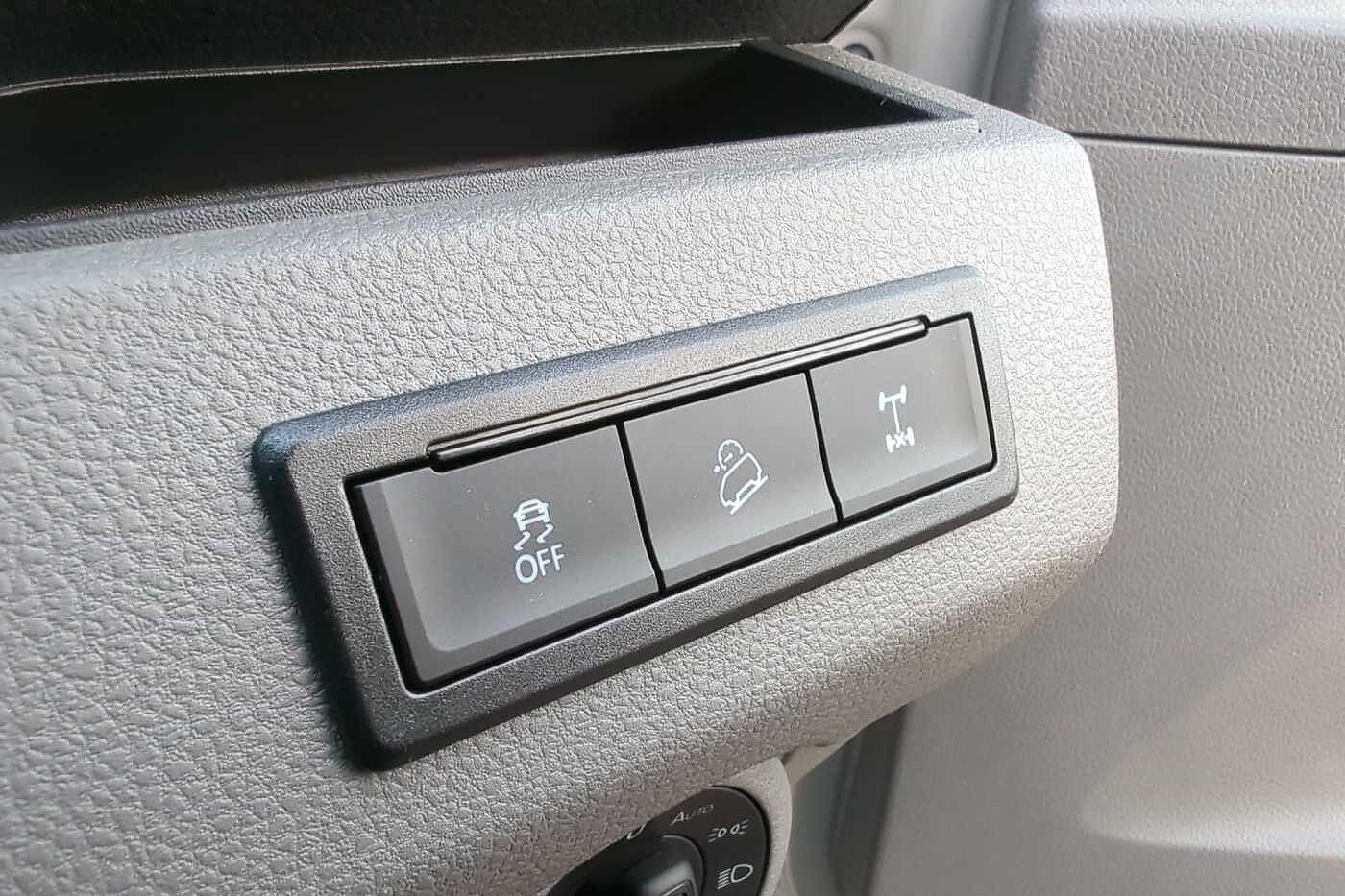 Volkswagen Transporter T32 Swb Diesel 2.0 TDI 150 Highline Kombi Van 4MOTION **DAY VAN** NO VAT