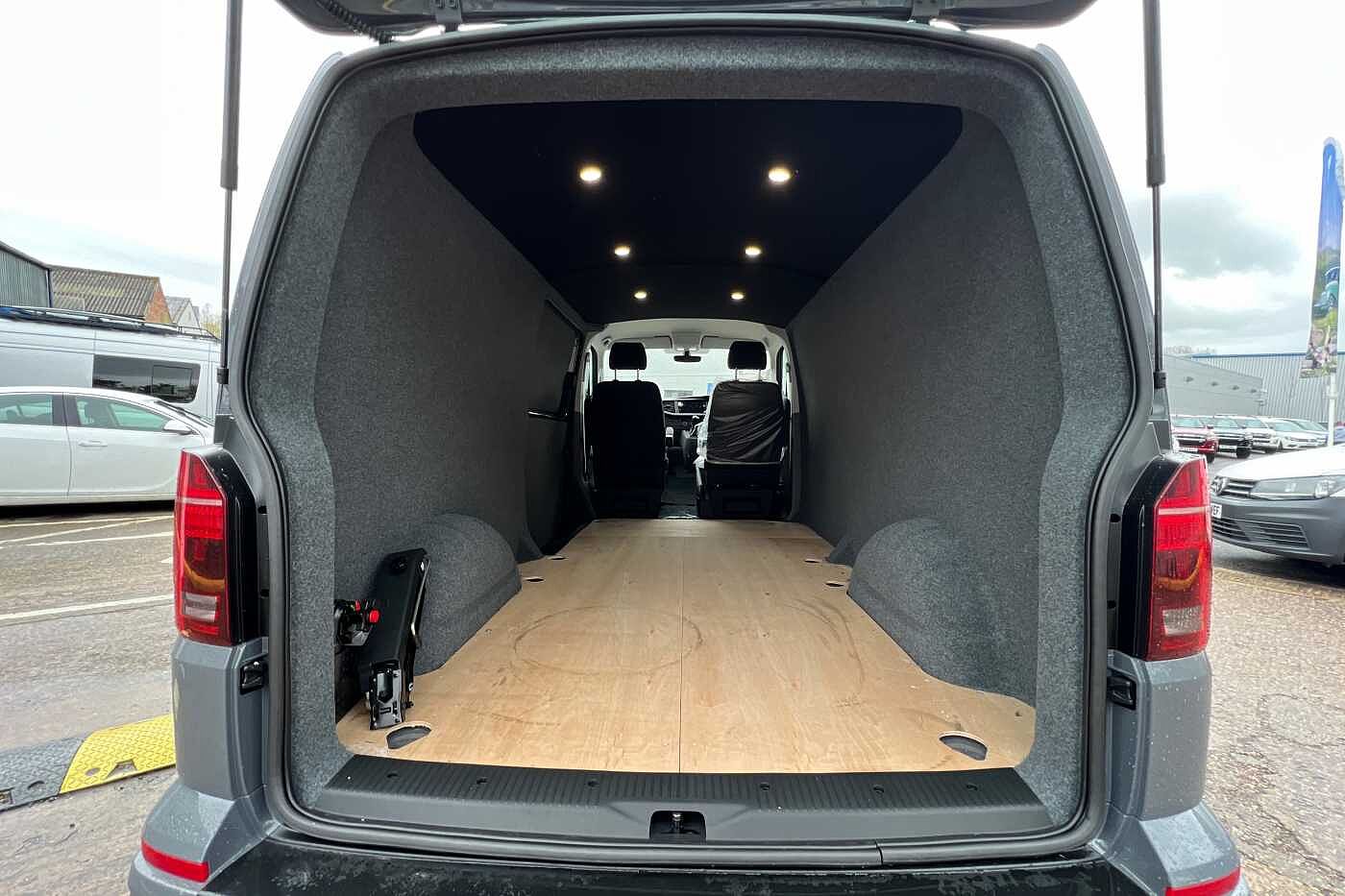 Volkswagen Transporter T30 Lwb Diesel 2.0 TDI 150 Highline Van DSG