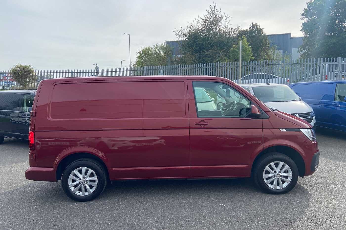 Volkswagen Transporter 2.0TDI 110ps T28 Highline BMT SWB PV