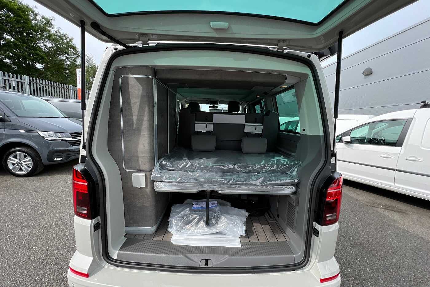 Volkswagen California Diesel Estate 2.0 TDI Ocean 4dr DSG