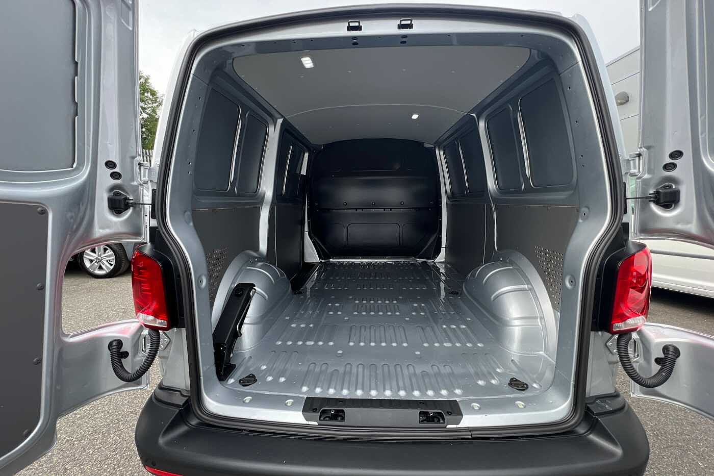 Volkswagen Transporter 2.0TDI 110ps T28 Startline BMT SWB PV