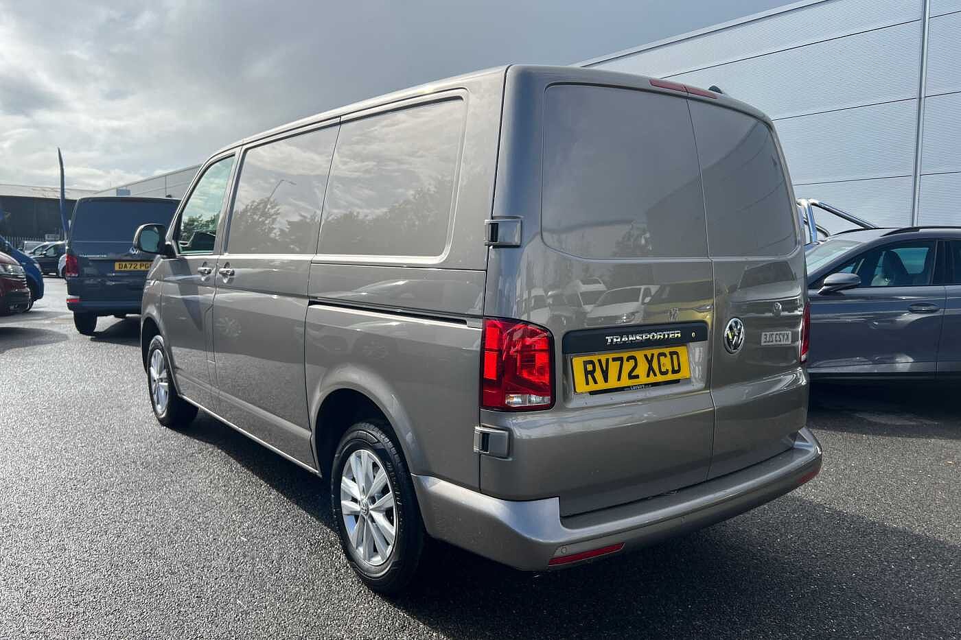 Volkswagen Transporter 2.0TDI 150ps T28 Highline BMT SWB PV