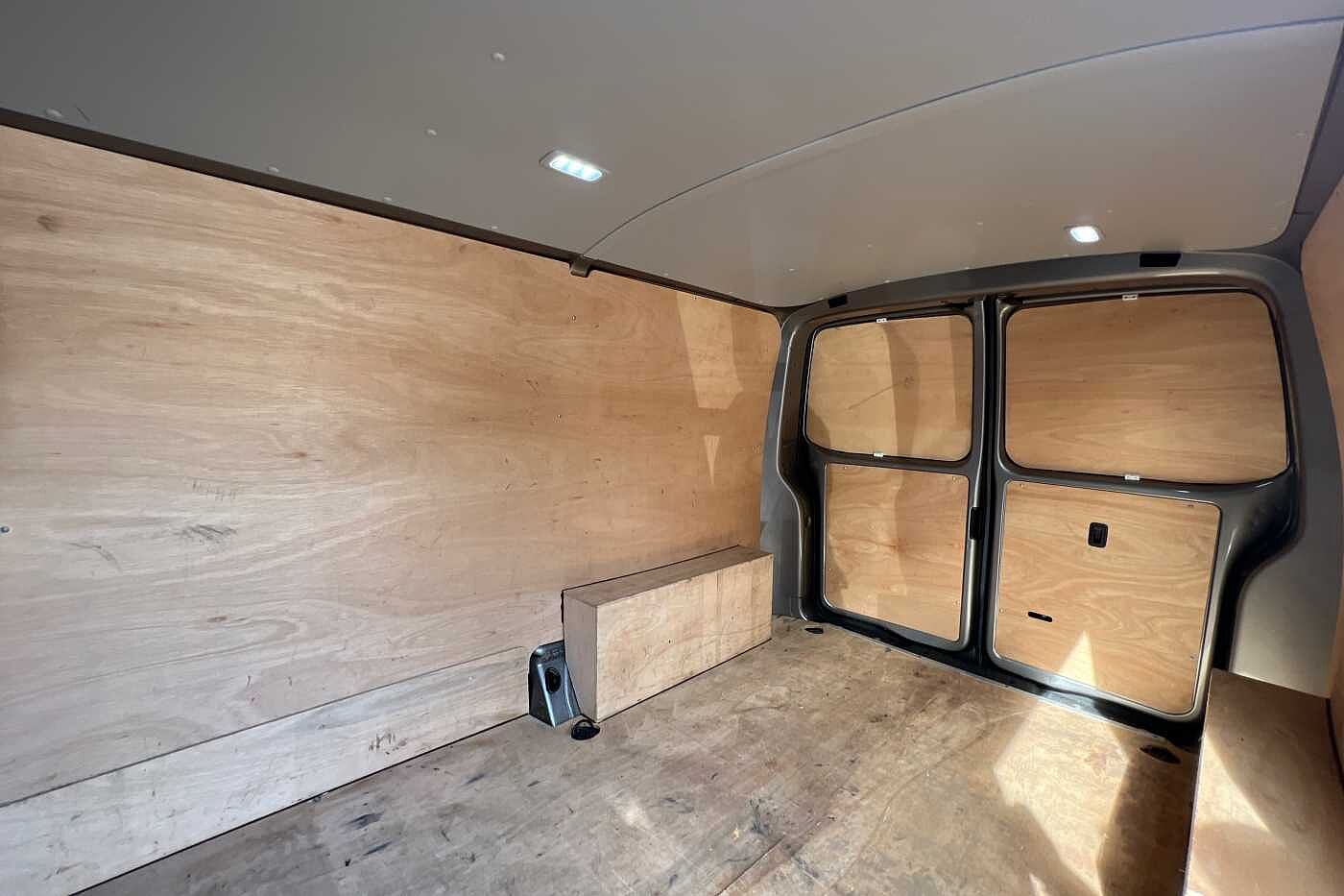 Volkswagen Transporter 2.0TDI 150ps T28 Highline BMT SWB PV