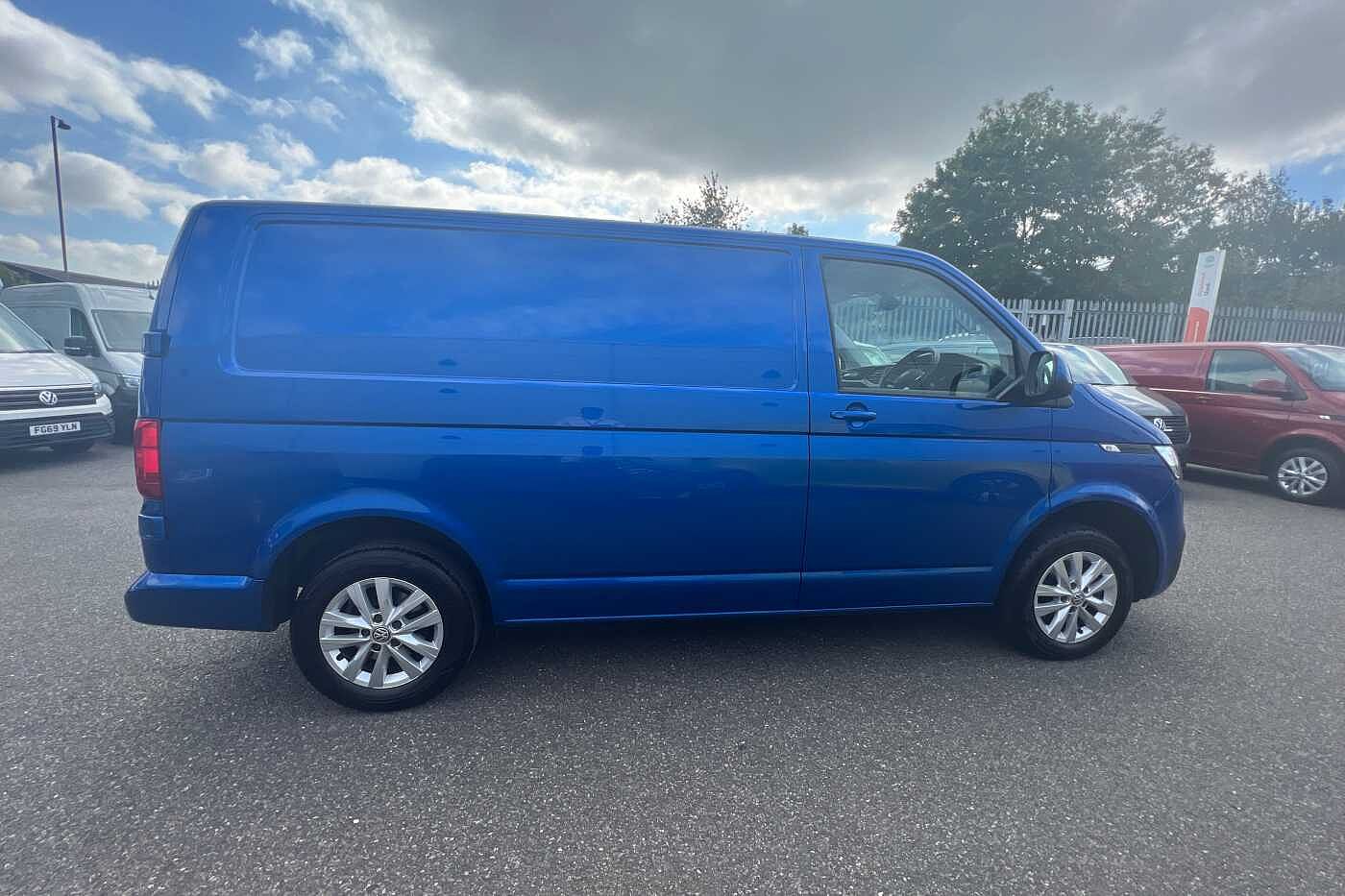 Volkswagen Transporter 2.0TDI 150ps T28 Highline BMT SWB PV