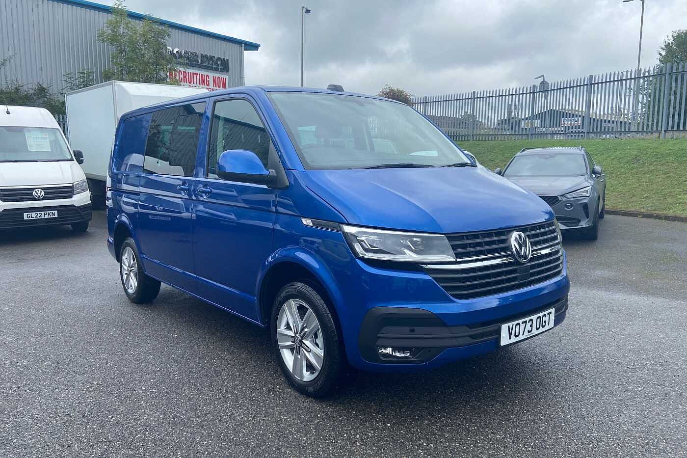 Volkswagen Transporter 2.0TDI 204ps T32 Kombi Highline BMT SWB