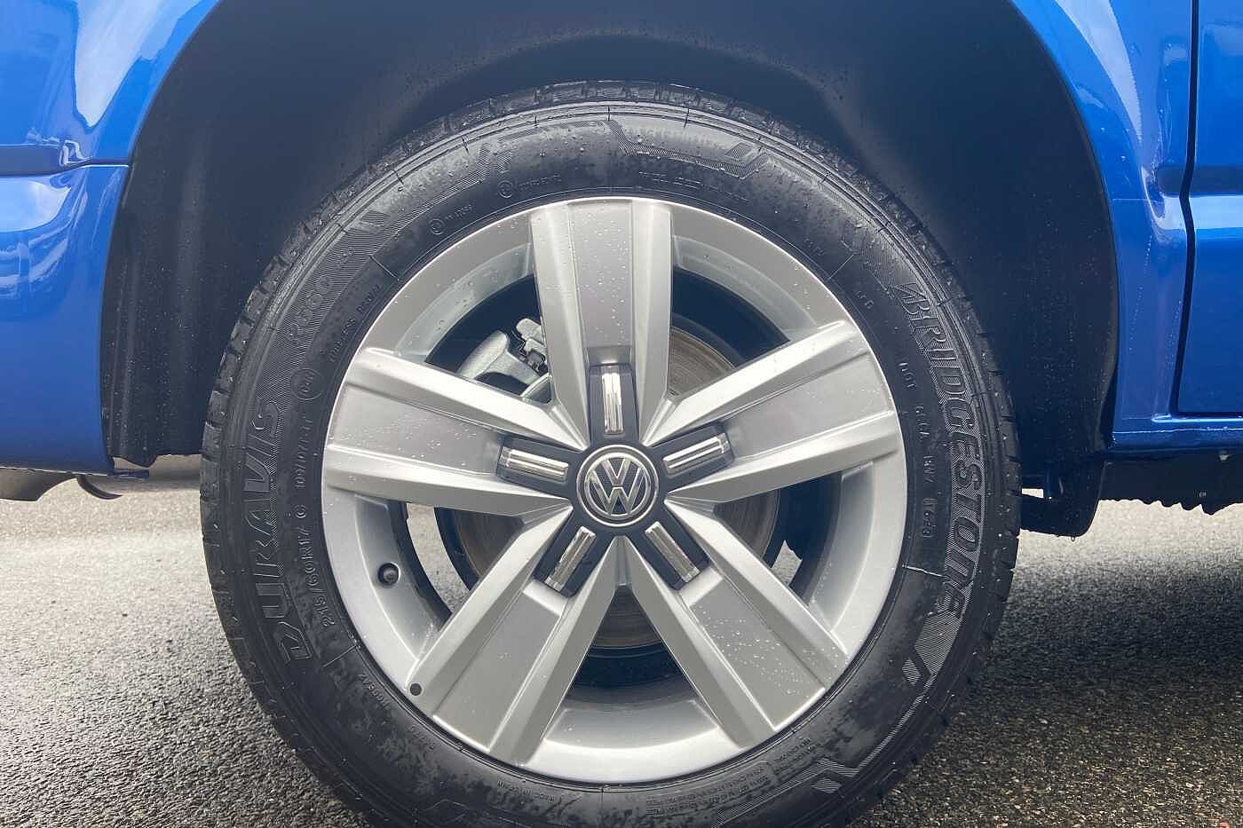 Volkswagen Transporter 2.0TDI 204ps T32 Kombi Highline BMT SWB