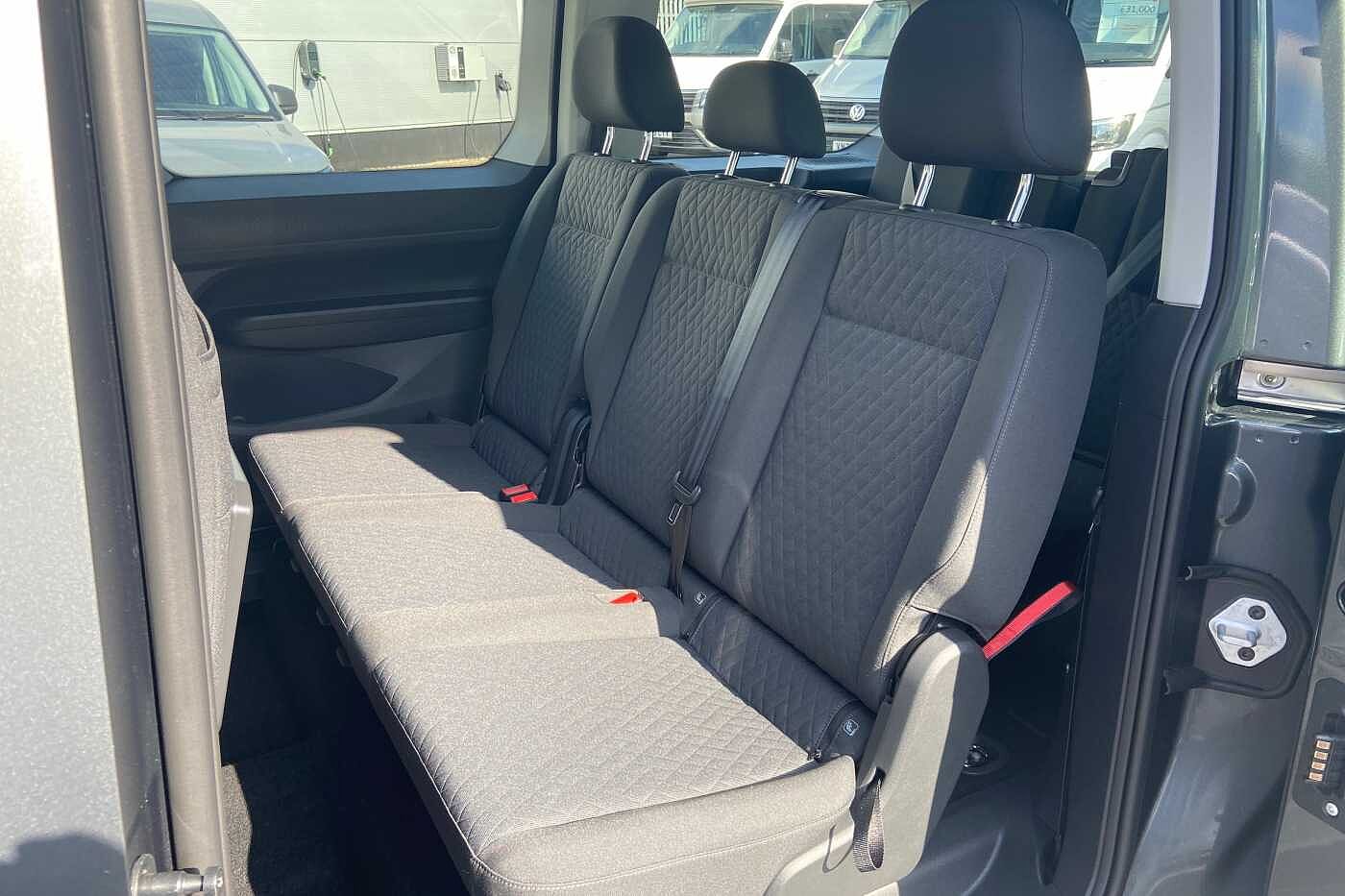 Volkswagen Caddy Maxi Diesel Estate 2.0 TDI Maxi Life 5dr