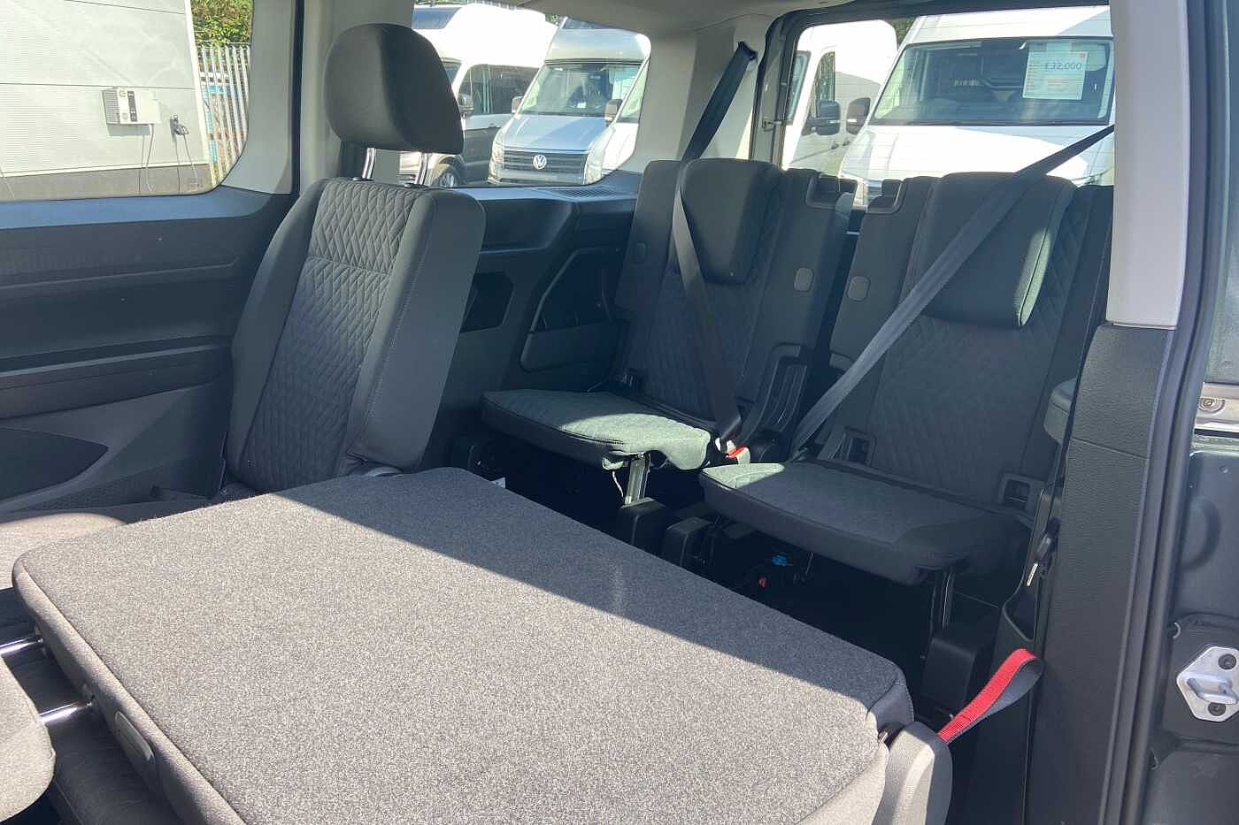Volkswagen Caddy Maxi Diesel Estate 2.0 TDI Maxi Life 5dr