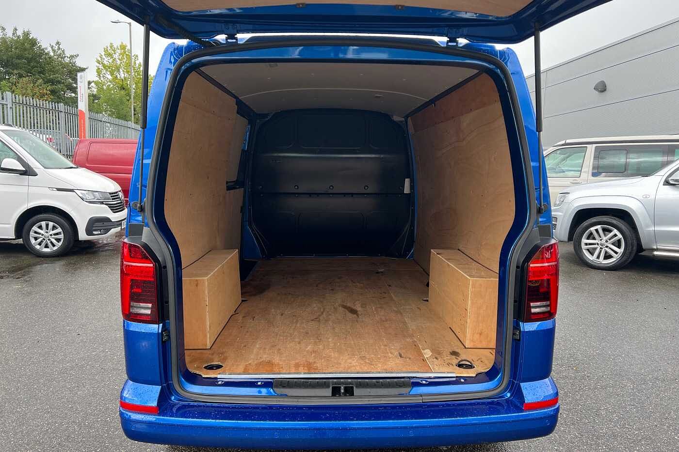 Volkswagen Transporter 2.0TDI (150PS)Eu6 T30 Highline LWB PV DSG