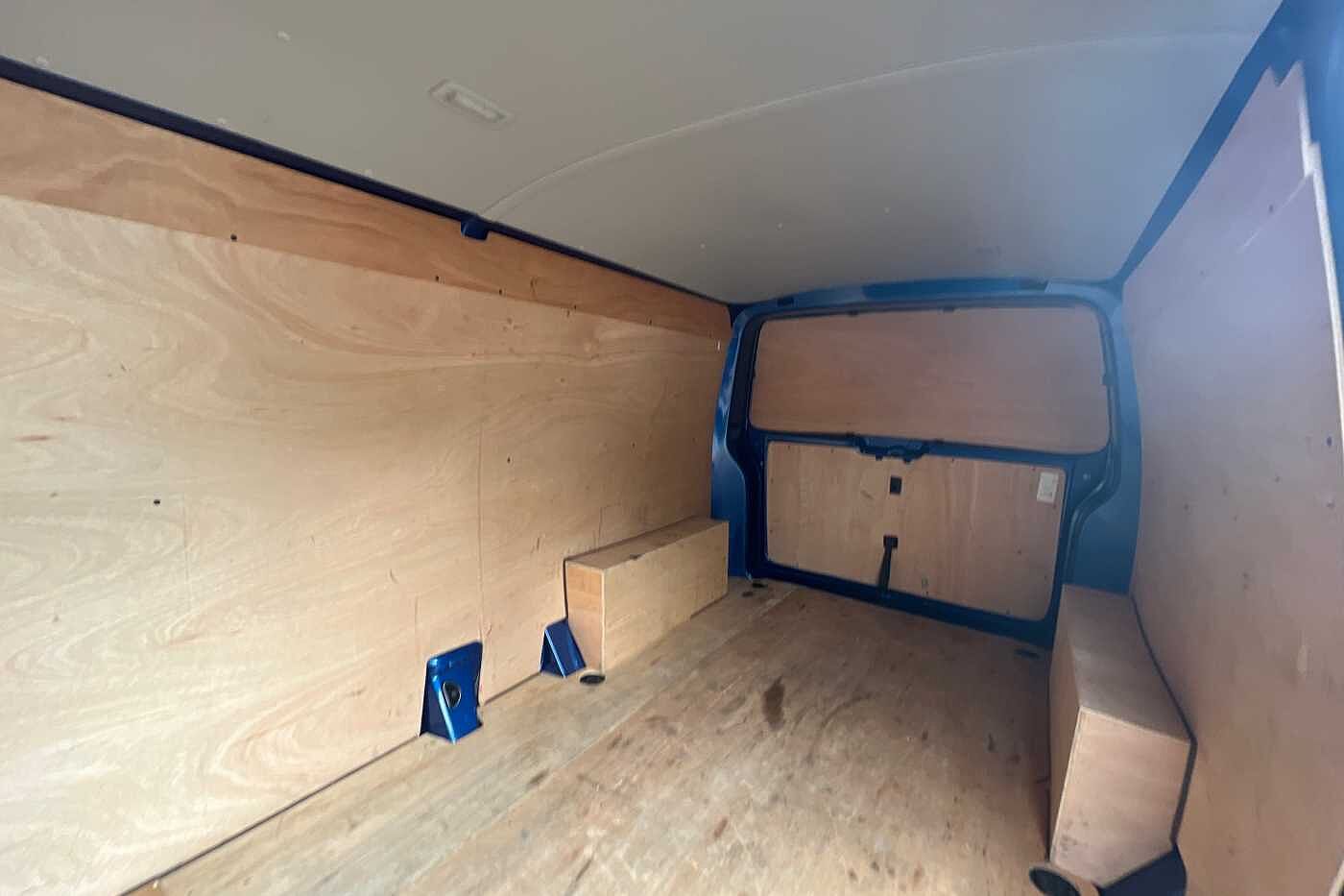Volkswagen Transporter 2.0TDI (150PS)Eu6 T30 Highline LWB PV DSG