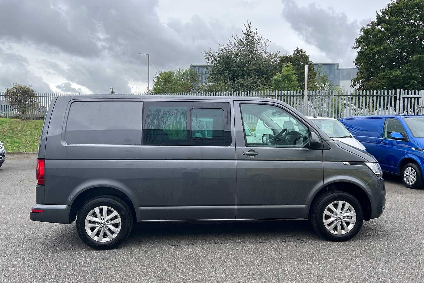 Volkswagen Transporter Kombi 2.0TDI 150 T30 Highline BMT SWB DSG