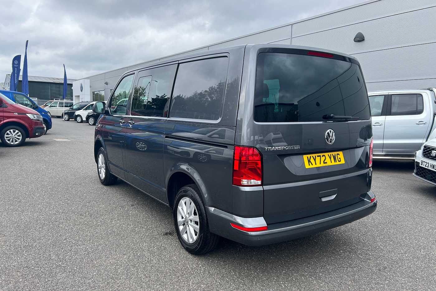 Volkswagen Transporter Kombi 2.0TDI 150 T30 Highline BMT SWB DSG