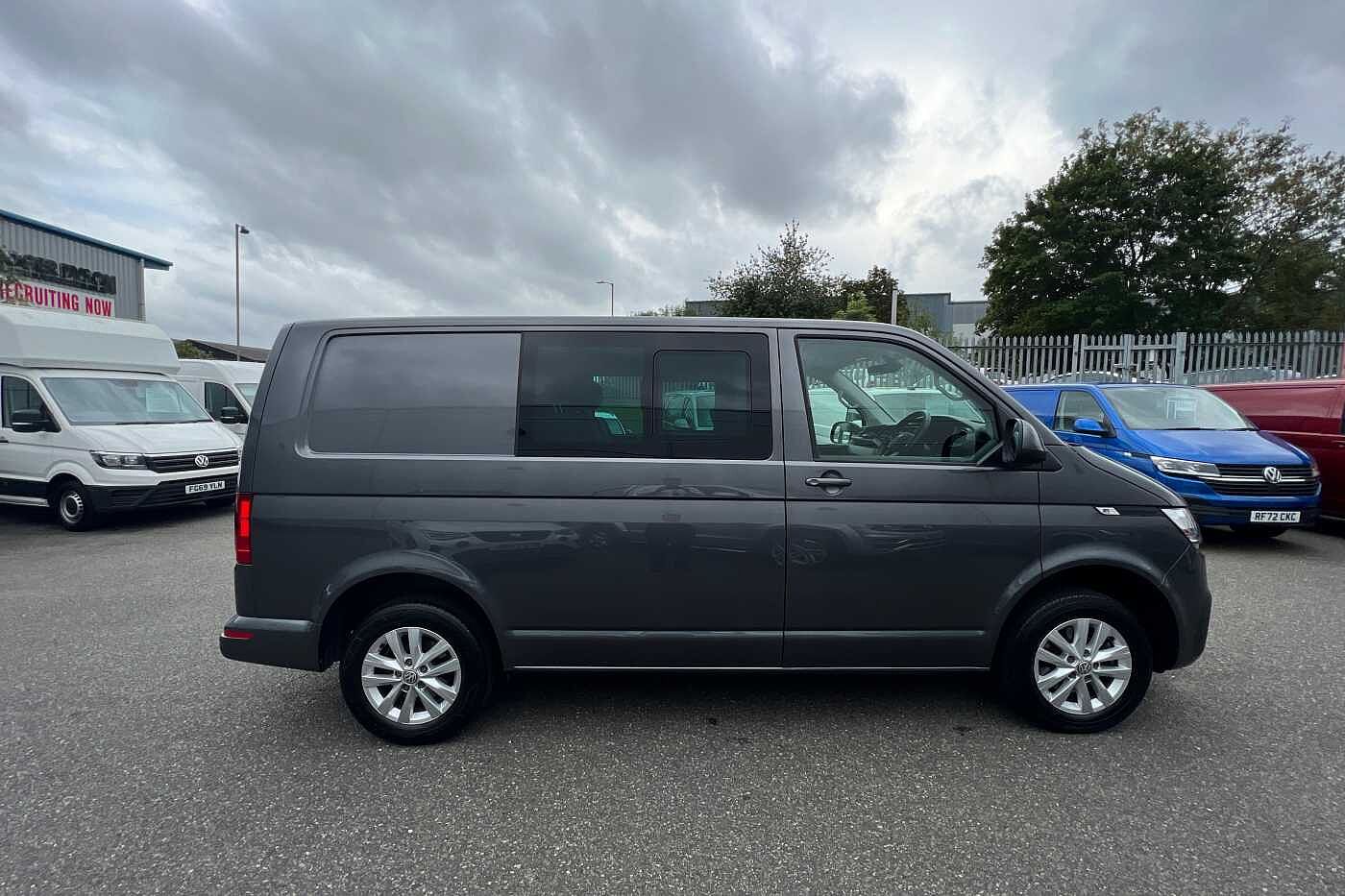 Volkswagen Transporter Kombi 2.0TDI 150 T30 Highline BMT SWB DSG