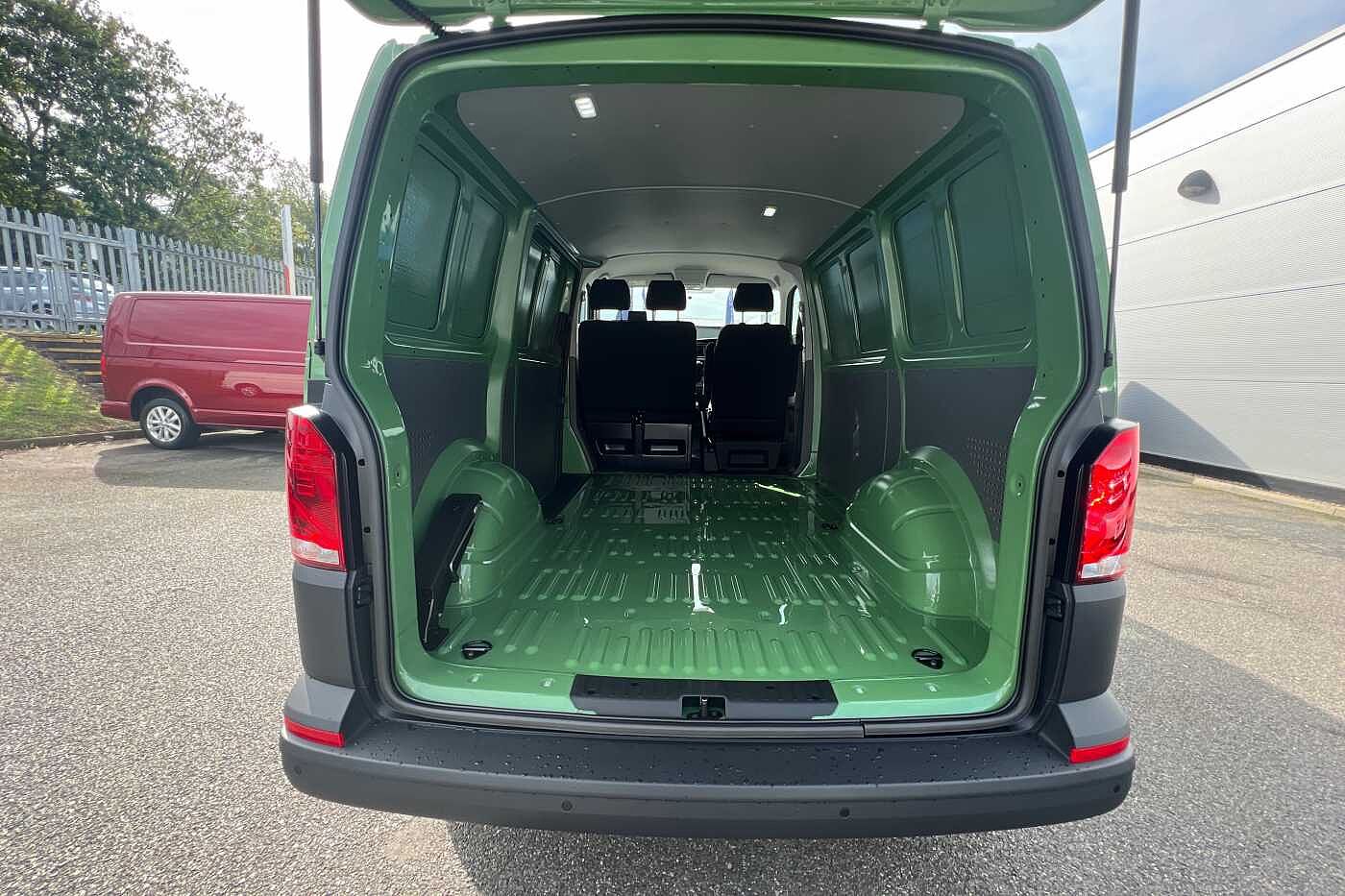 Volkswagen Transporter PV 2.0TDI 150 T30 Startline Business SWB ***A/C***