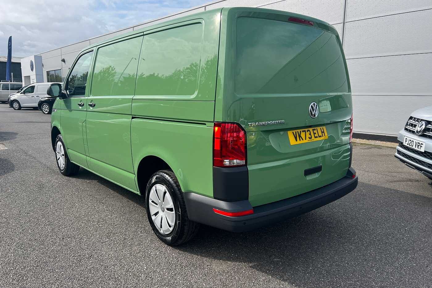 Volkswagen Transporter PV 2.0TDI 150 T30 Startline Business SWB ***A/C***
