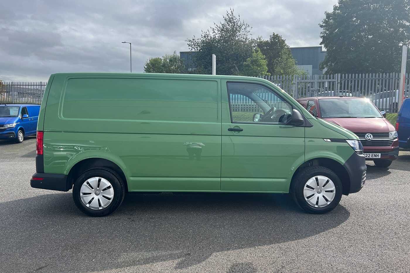Volkswagen Transporter PV 2.0TDI 150 T30 Startline Business SWB ***A/C***